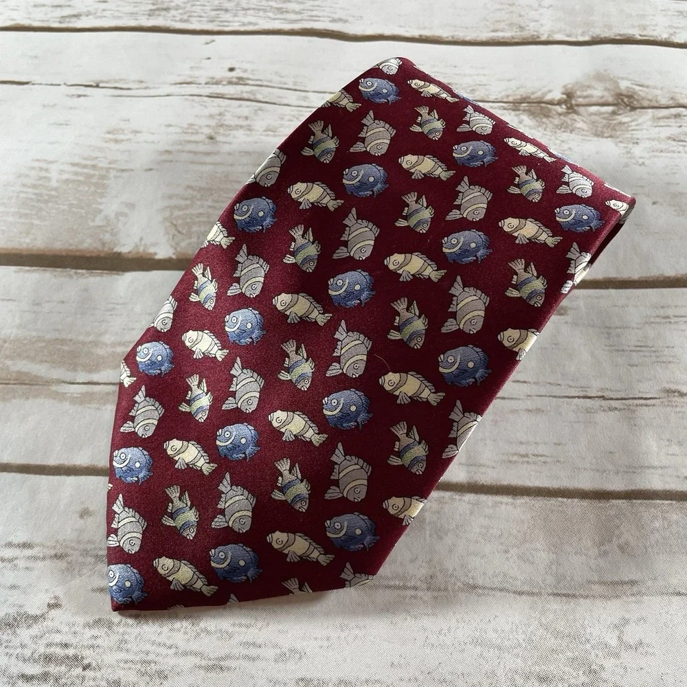 Vintage Stonehenge Men's Silk Necktie‎ Burgundy Red Novelty Print Tie NWOT